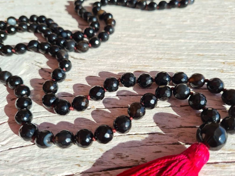 108 Hand knotted AAA Black Onyx and Red Jasper Mala discount - Stone of protection and Strength Beaded Necklace - Prayer Beads/ Healing Mala